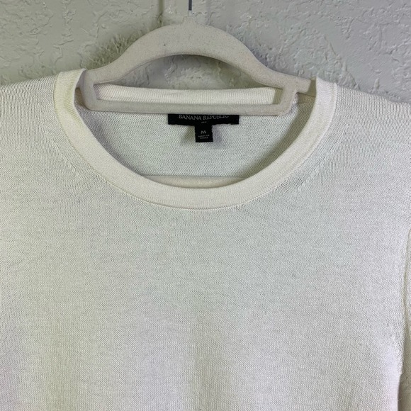 BANANA REPUBLIC Crew Neck Tulip Sleeve W/Bow Tie Detail Cozy‎ Knit Sweater - Picture 2 of 11